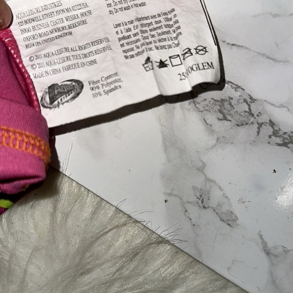 Kids' Pink Rash Guard - Picture 5 of 5